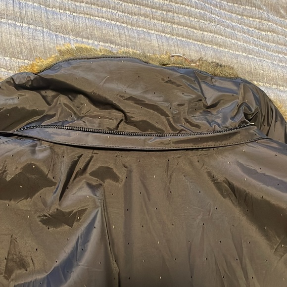 Women’s Burton winter jacket - Picture 7 of 9